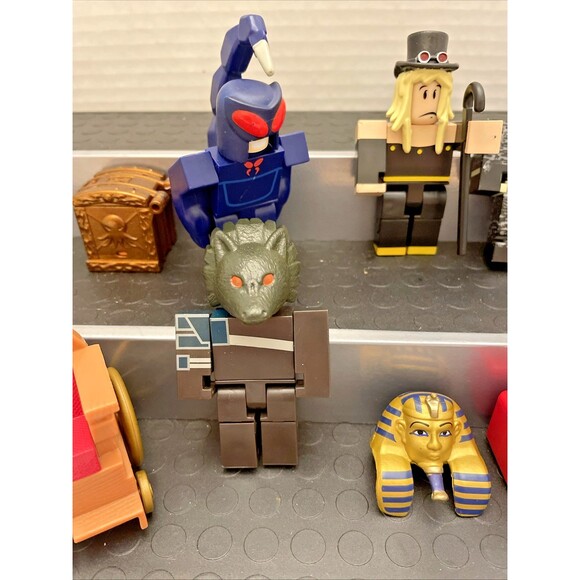R0BL0X Toys Action Mini Figures Lot Mixed Series LOT OF 9 Figures NO CODES Rare - Picture 5 of 7